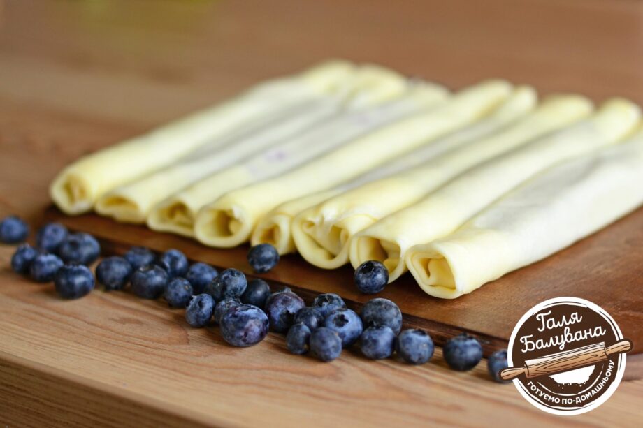 Pancakes with blueberries and sweet cheese (380 gr)