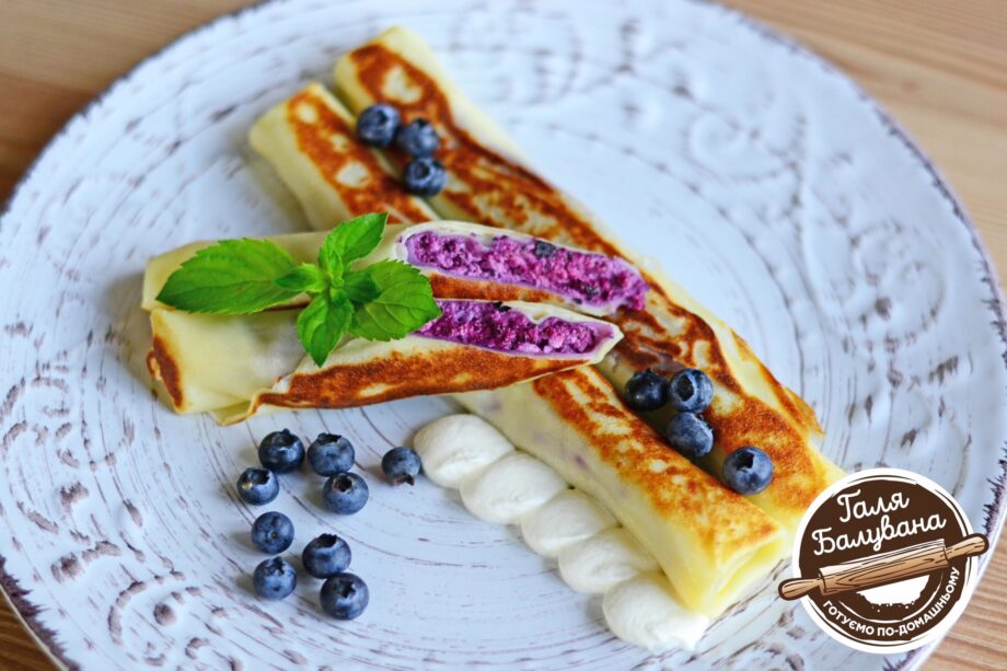 Pancakes with blueberries and sweet cheese (380 gr)