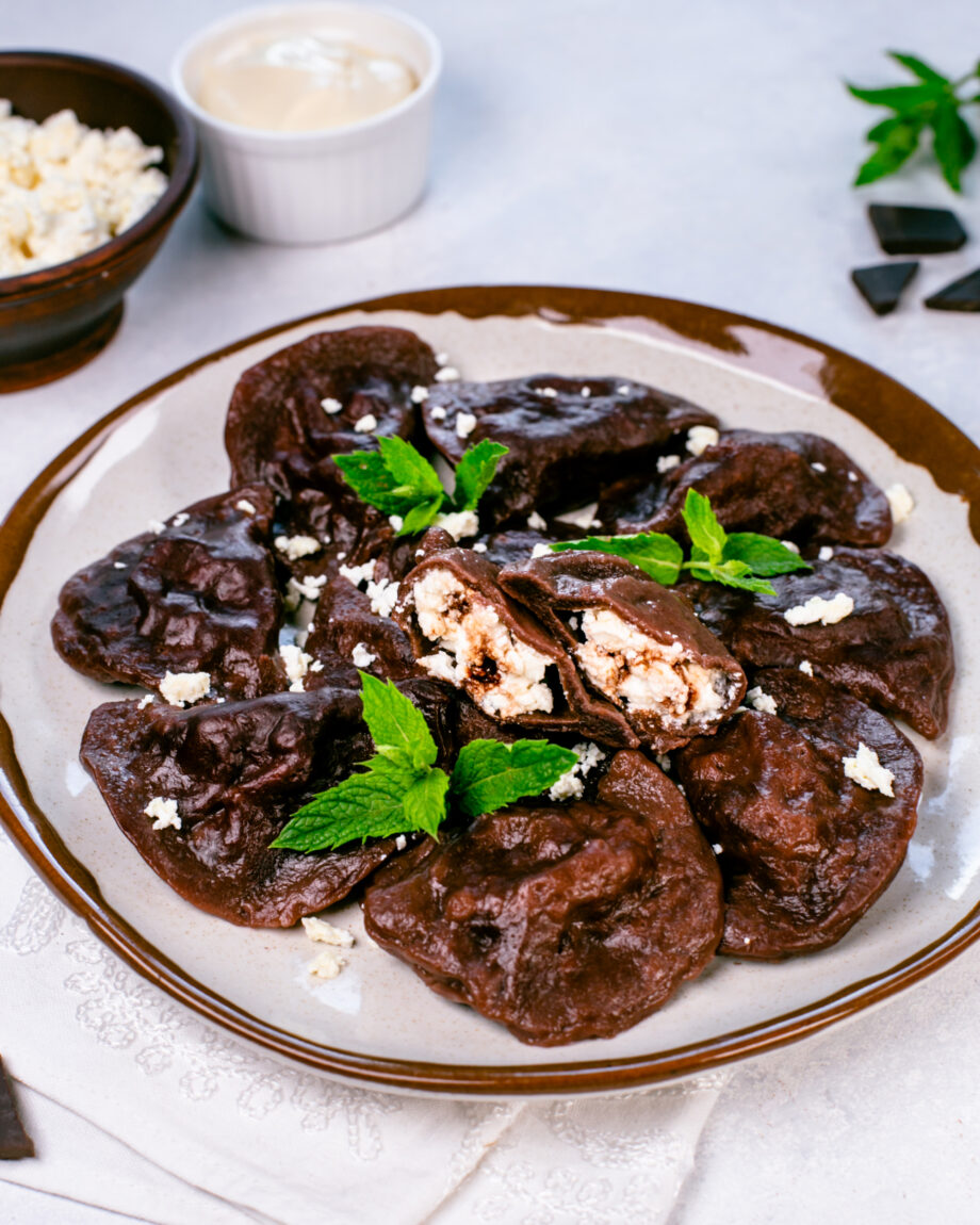 Chocolate vareniki with cheese (950gr)