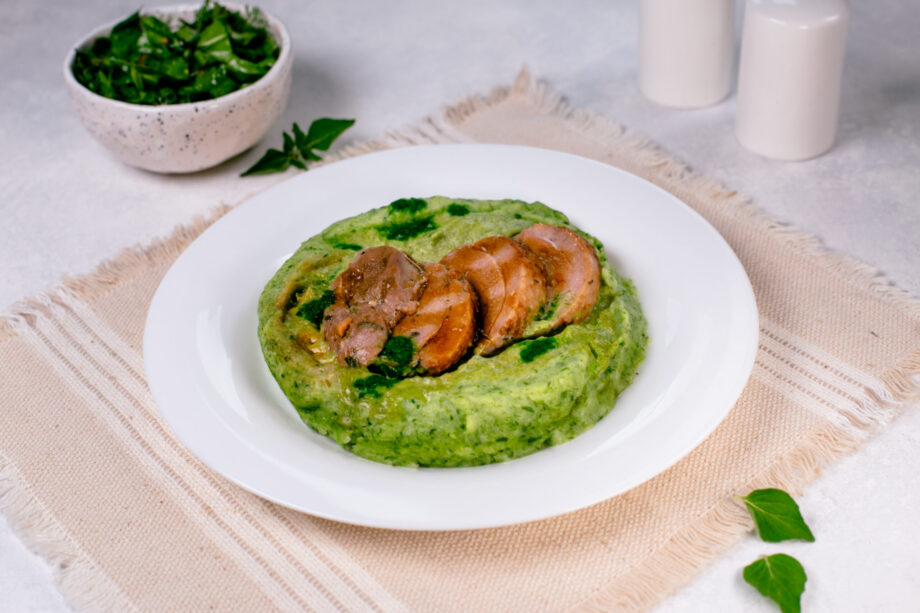 Duck fillet with potato and spinach puree