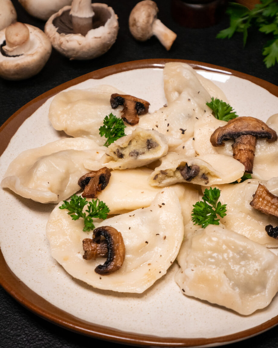 Vareniki with potatoes and mushrooms 950gr